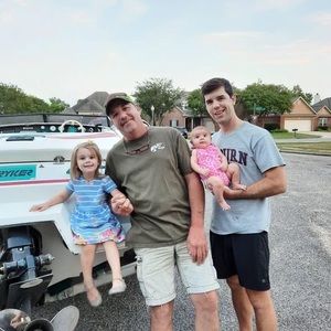 Meet your Posher, Brock